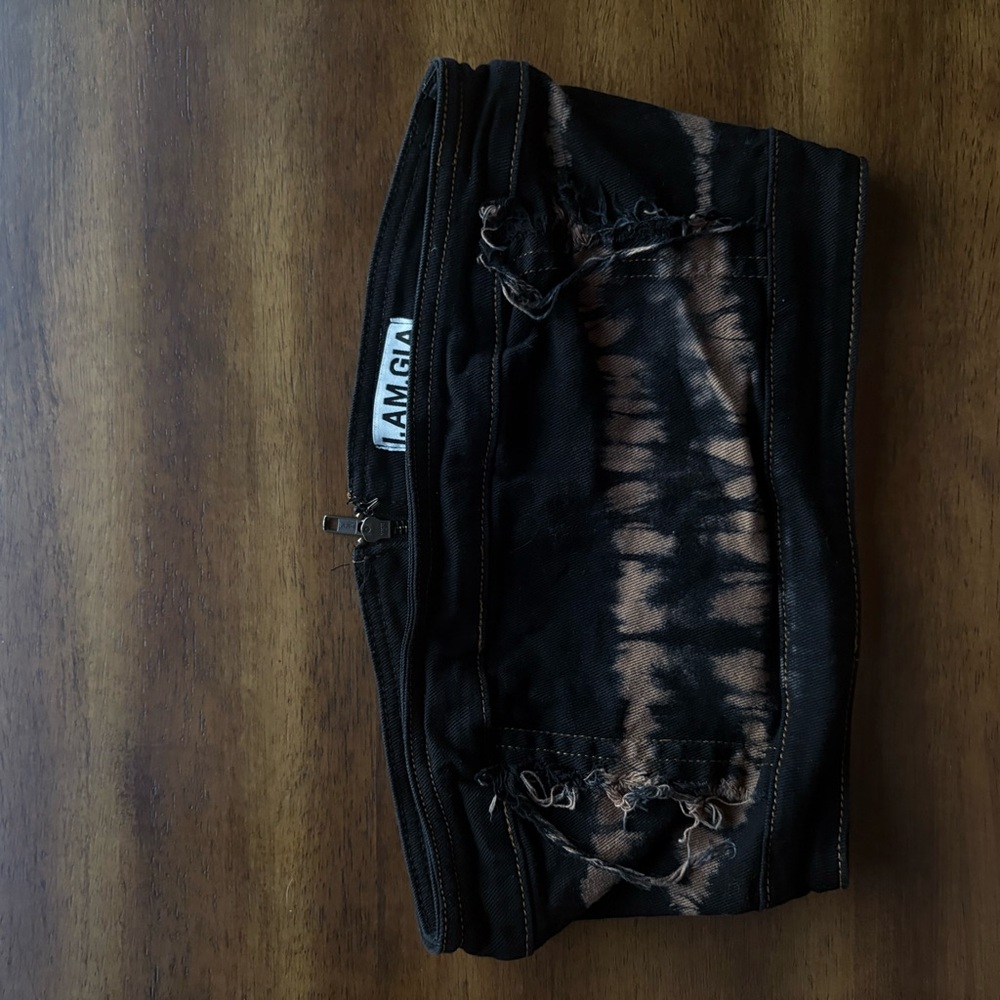 I.AM.GIA Black and Tan Crop Top
